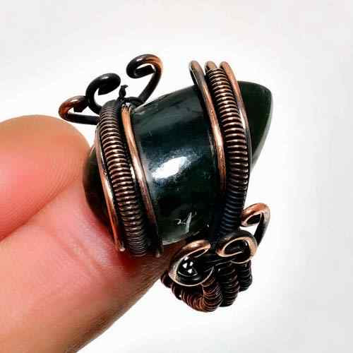 Serene Whisper – Brass-Wrapped Jade Pendant
