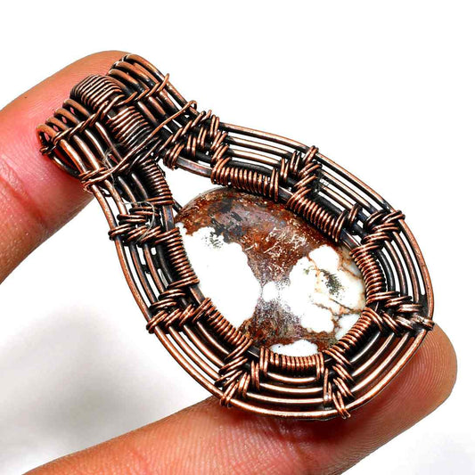 Earthbound Embrace – Jasper Copper Wire Pendant