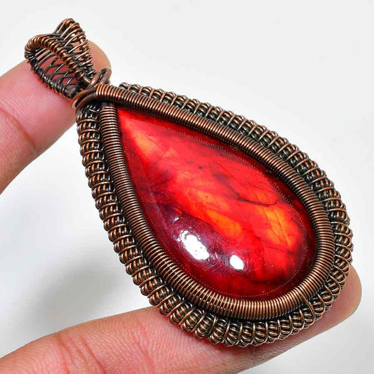 Scarlet Radiance – Copper-Wrapped Red Stone Pendant