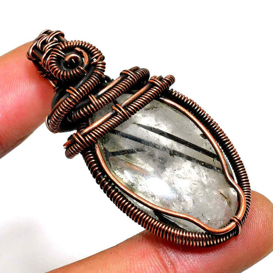 Zephyr’s Embrace – Copper-Wrapped Quartz Pendant