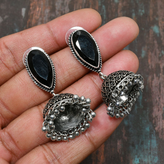 Midnight Whisper – Onyx & Silver Drop Earrings