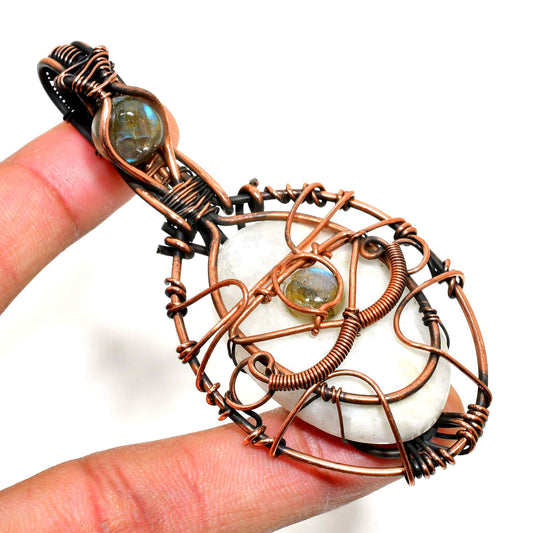 Ezra’s Veil – Moonstone Copper Pendant