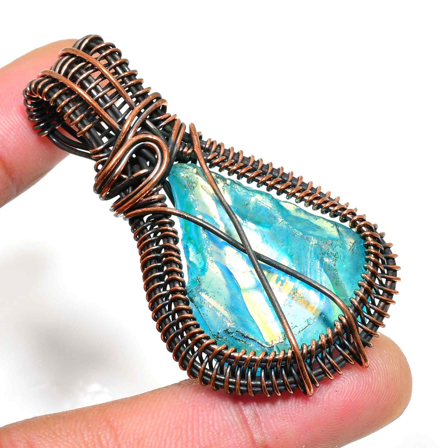 Selene’s Mirage – Labradorite Copper Pendant