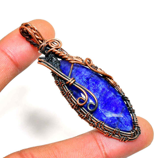 Serenity Weave – Kyanite Copper Pendant