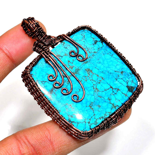 Serenity’s Embrace – Turquoise Copper Pendant