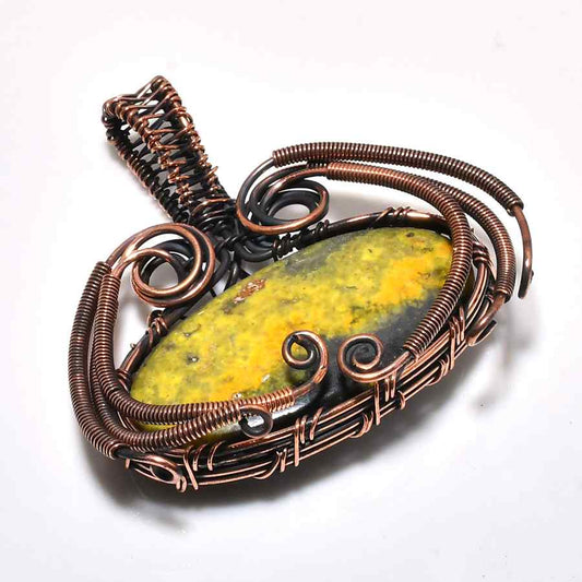 Verdant Glow – Jade & Copper Pendant