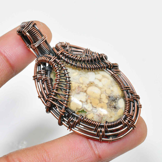 Serenity’s Embrace – Copper-Wrapped Grounding Gemstone Pendant