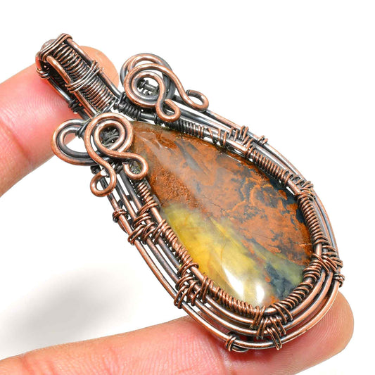 Ember’s Embrace – Jasper Copper Pendant