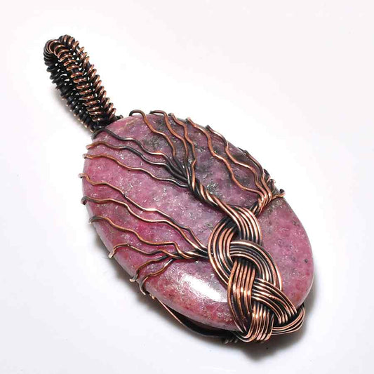 Amora’s Embrace – Rose Quartz Copper Pendant