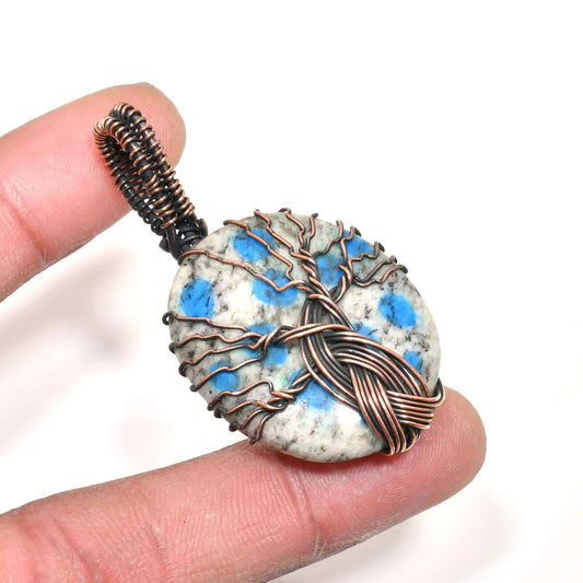 Ocean’s Embrace – Labradorite Tree of Life Copper Pendant