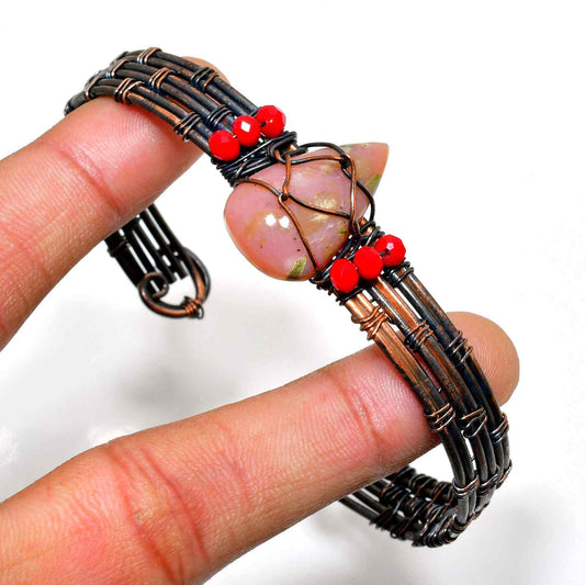 Luna’s Glow – Gemstone Wire-Wrapped Bracelet