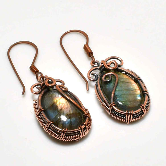 Aurora’s Shimmer – Oxidized Copper Labradorite Earrings
