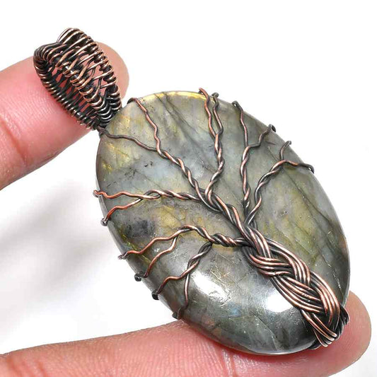 Gaia’s Arbor – Labradorite Copper Pendant