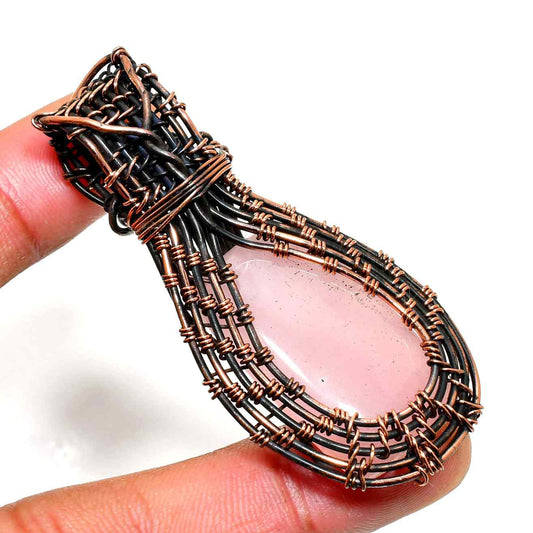 Serenity’s Embrace – Rose Quartz Copper Pendant