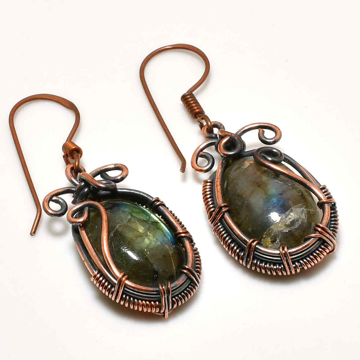 Mira’s Shimmer – Labradorite Copper Earrings