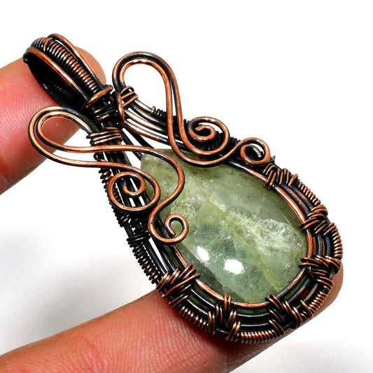Verdant Whisper – Green Tourmaline Copper Pendant