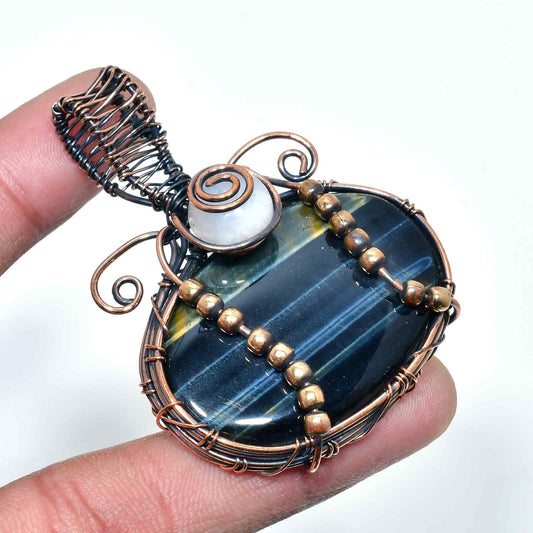 Celestial Harmony – Tiger’s Eye Copper Pendant
