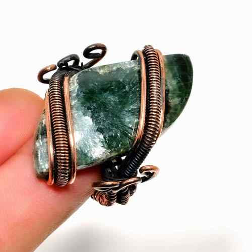 Ezra’s Veil – Green Fluorite Copper Pendant