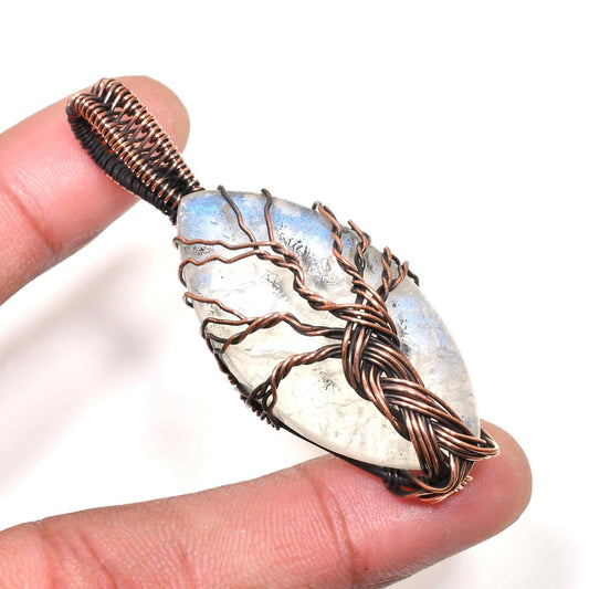 Celestial Oak – Labradorite Copper Wire Pendant