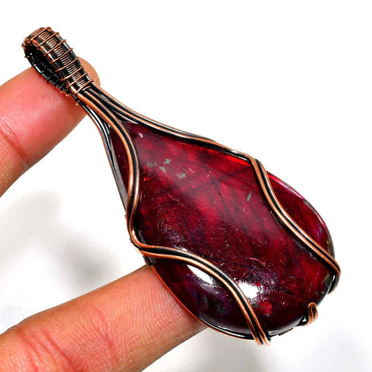 Ember Essence – Garnet & Copper Pendant