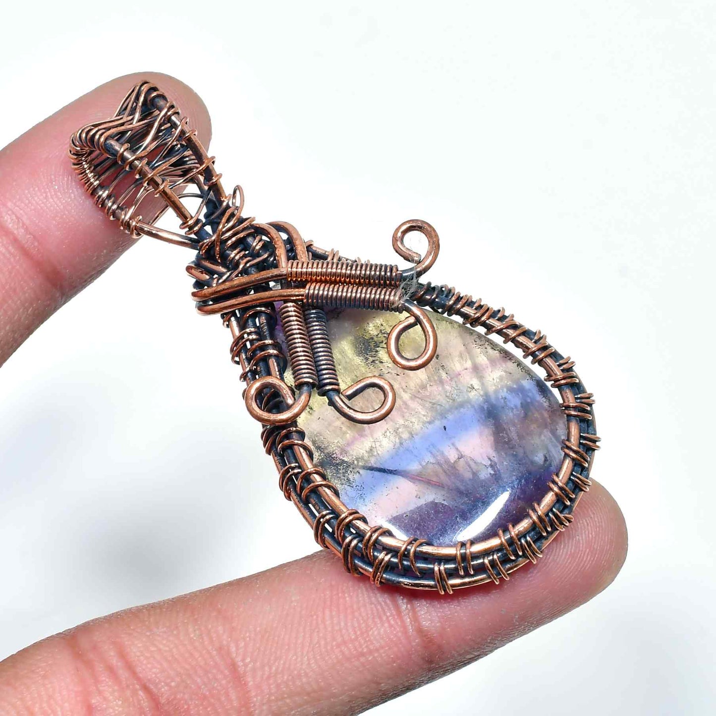 Ezra’s Veil – Labradorite & Copper Pendant
