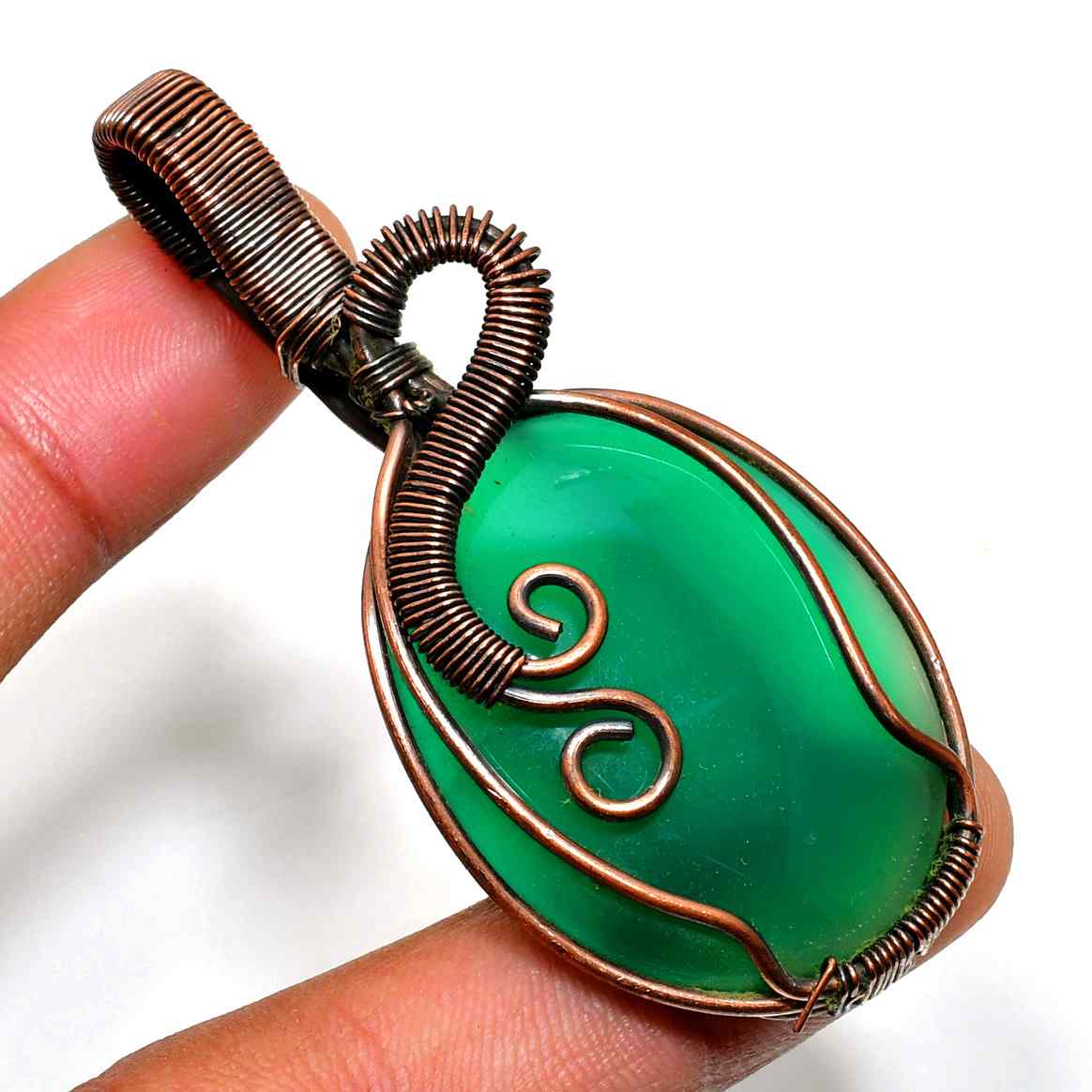 Ember’s Embrace – Green Agate Copper Pendant