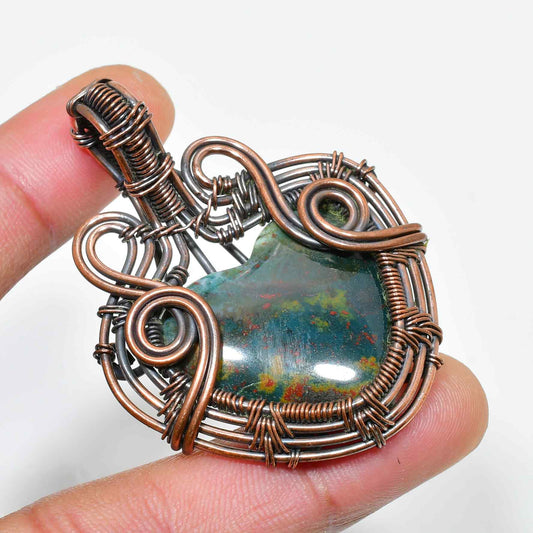 Ember’s Embrace – Bloodstone & Copper Pendant