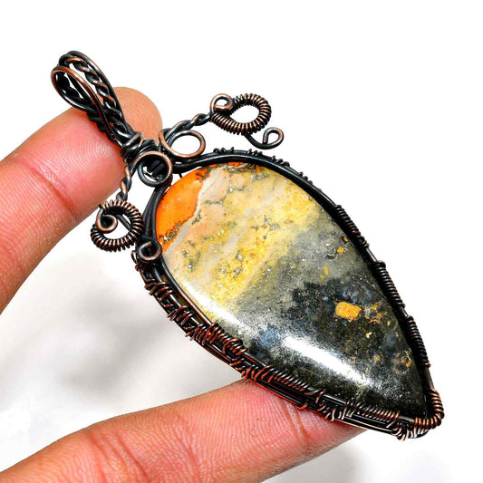 Terra’s Embrace – Agate Copper Pendant