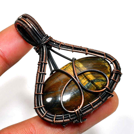 Gaia’s Gaze – Tiger’s Eye Copper Pendant
