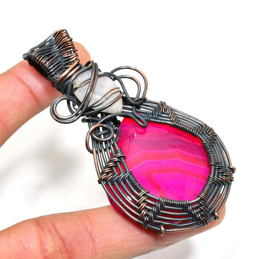 Serenity’s Embrace – Pink Agate Copper Pendant