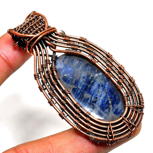 Serene Alignment – Kyanite Copper Pendant