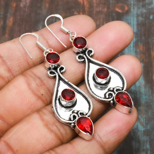 Serenade’s Embrace – Sterling Silver Garnet Earrings
