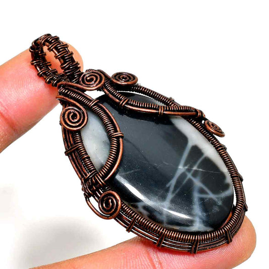 Eclipse Shield – Black Agate Copper Pendant