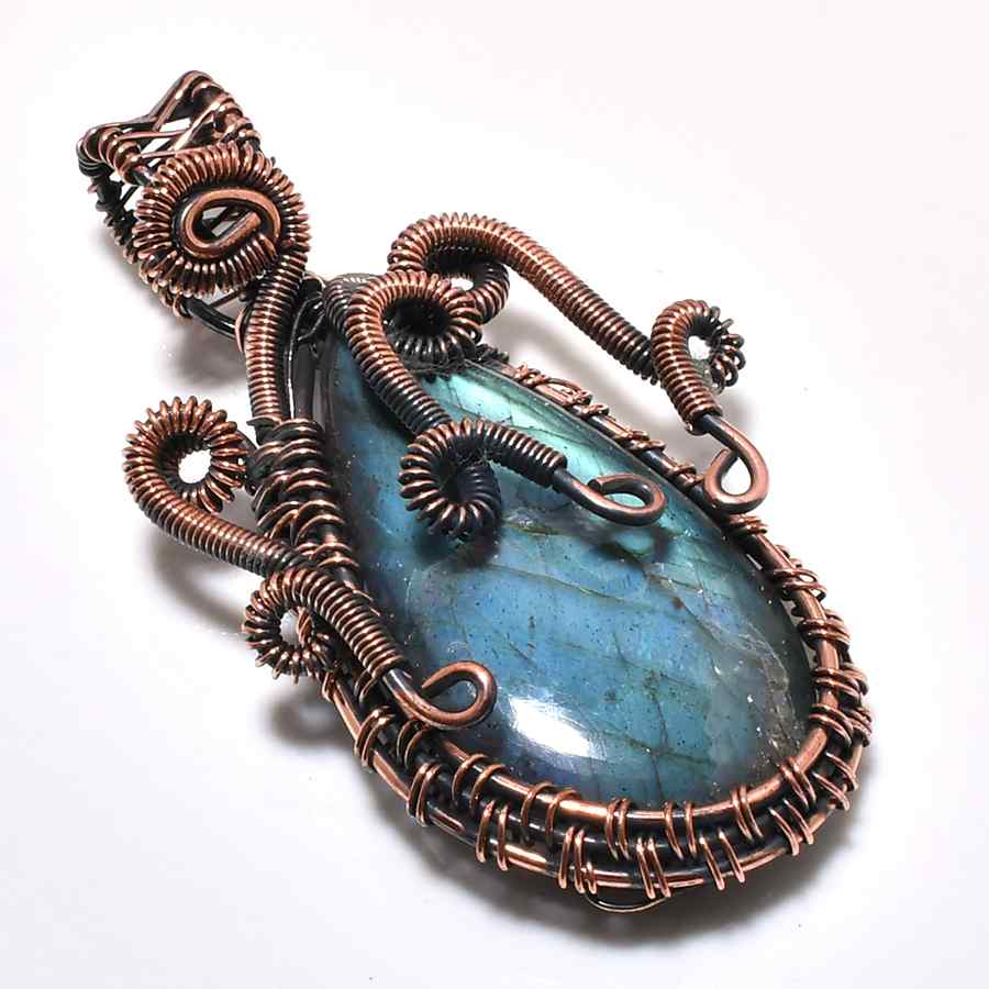 Ember’s Whisper – Oxidized Copper Labradorite Pendant