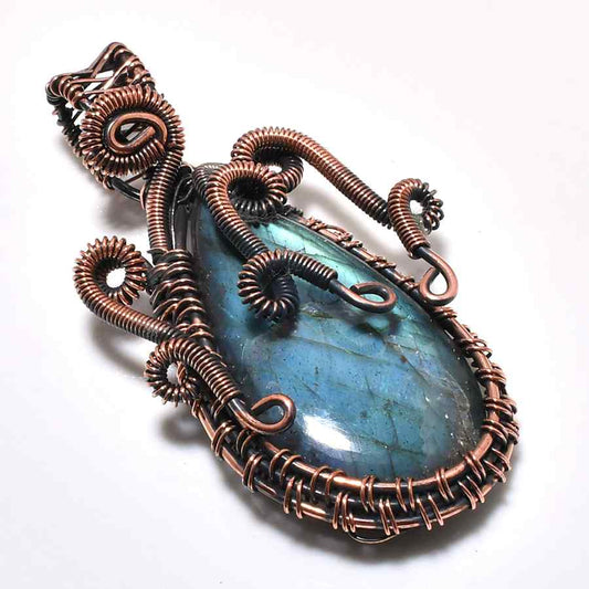 Ember’s Whisper – Oxidized Copper Labradorite Pendant
