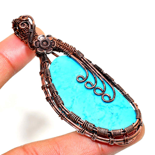Serenity’s Embrace – Turquoise Copper Pendant