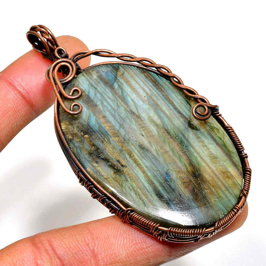 Aurora’s Shield – Labradorite Copper Pendant