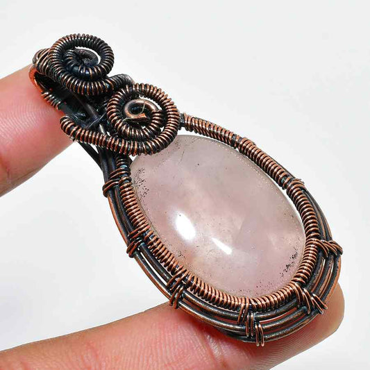Amara’s Embrace – Rose Quartz Copper Pendant