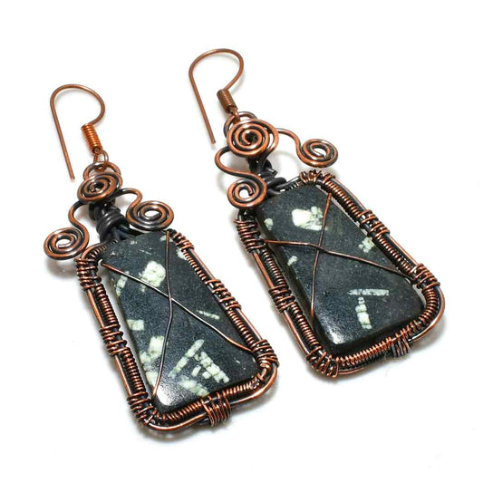 Shadowbound – Black Stone Copper Earrings