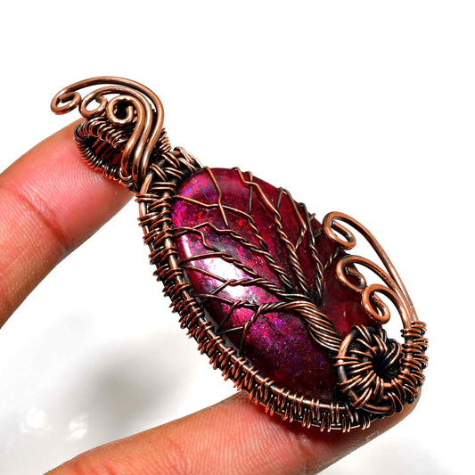 Seraphine’s Embrace – Amethyst & Copper Pendant