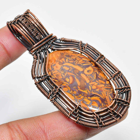 Ember Echo – Amber & Copper Wire Pendant