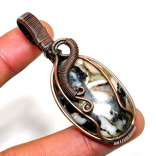 Gaia’s Embrace – Copper-Wrapped Grounding Stone Pendant