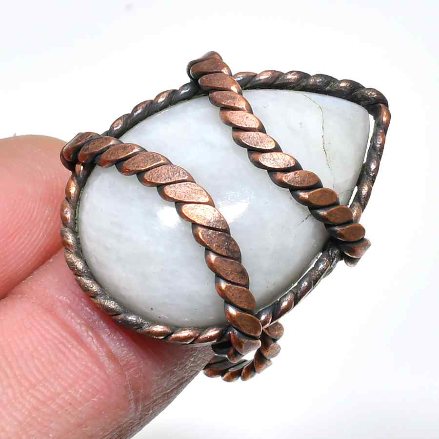 Serene Radiance – White Gemstone Copper Ring
