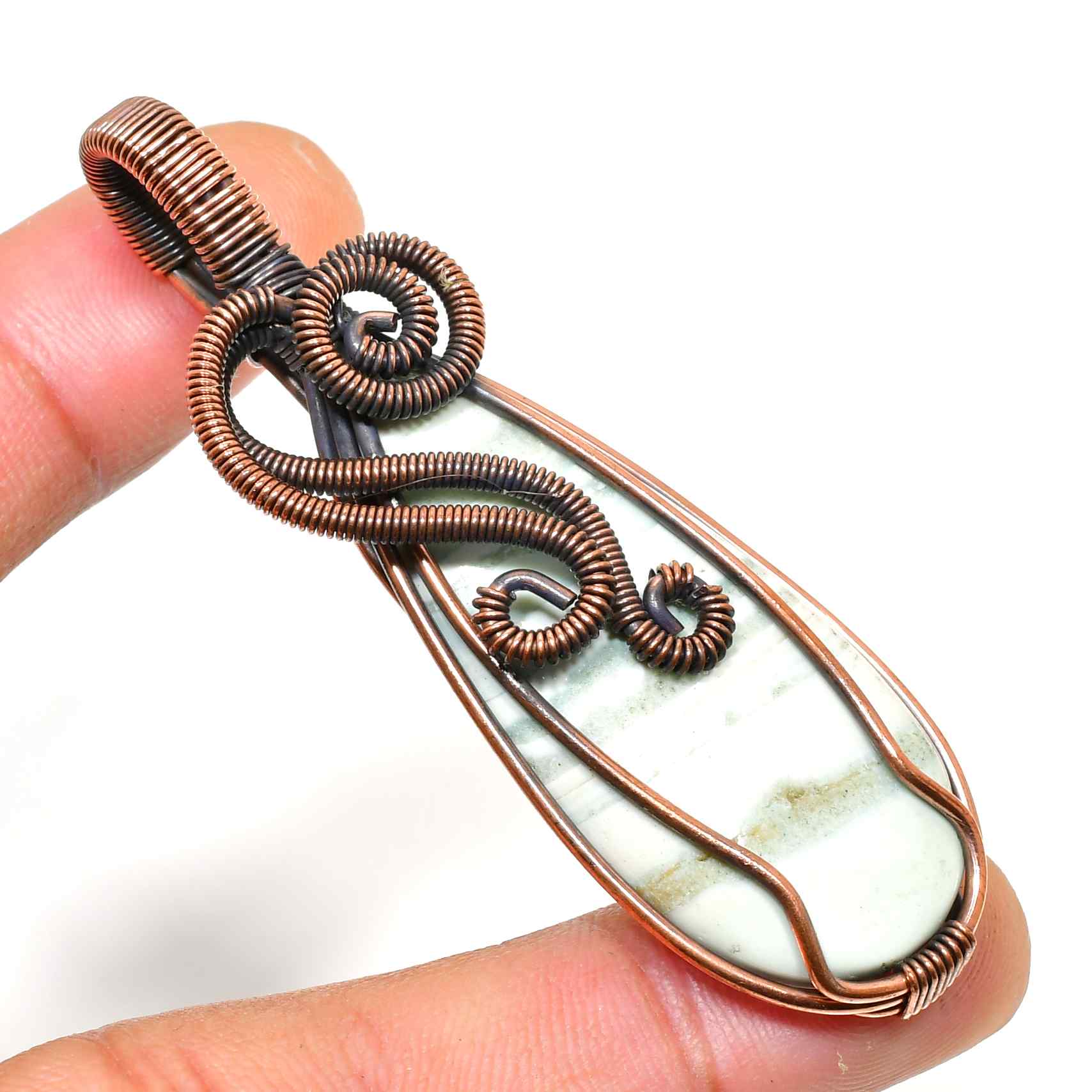 Elysian Shield – Amethyst Copper Pendant