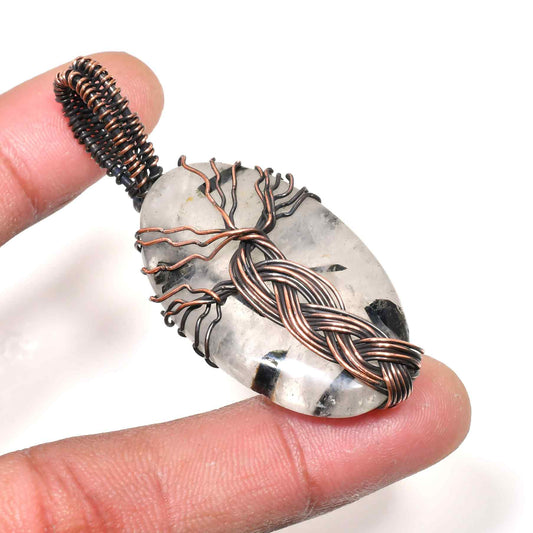 Ember’s Embrace – Quartz & Oxidized Copper Pendant