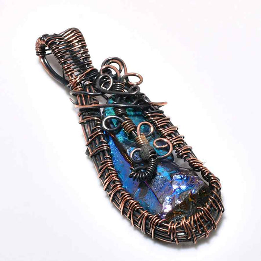 Ocean’s Embrace – Opal & Oxidized Copper Pendant