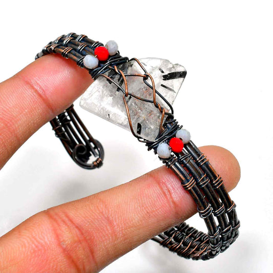 Clarity’s Embrace – Quartz & Copper Wire Bracelet