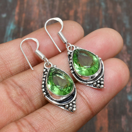 Verdant Whisper – Peridot Pear Earrings