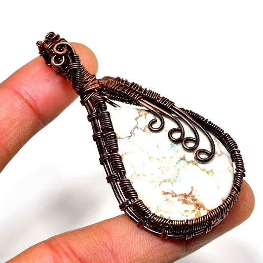 Serenity’s Embrace – Turquoise Copper Pendant