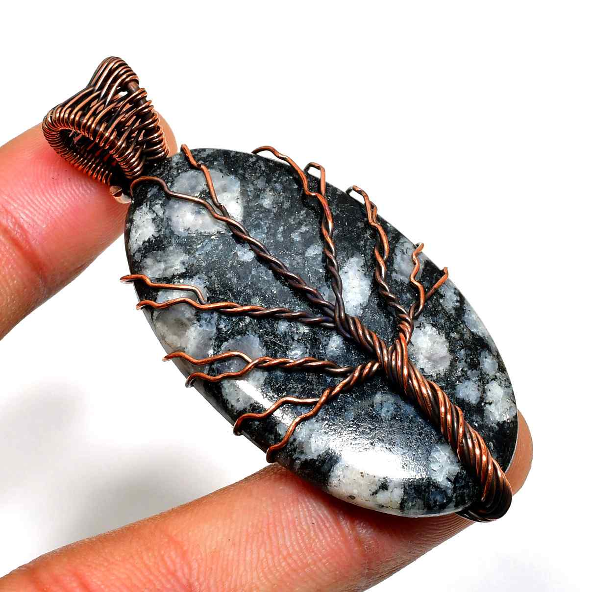 Ember’s Embrace – Black & White Stone Copper Pendant